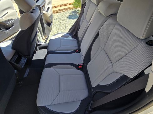 Used 2019 Subaru Forester AWD/4WD image 12