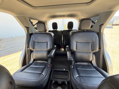 Used 2021 Ford Explorer Limited w/ Equipment Group 301A image 14