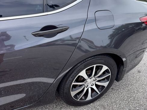 Used 2016 Acura TLX FWD image 10