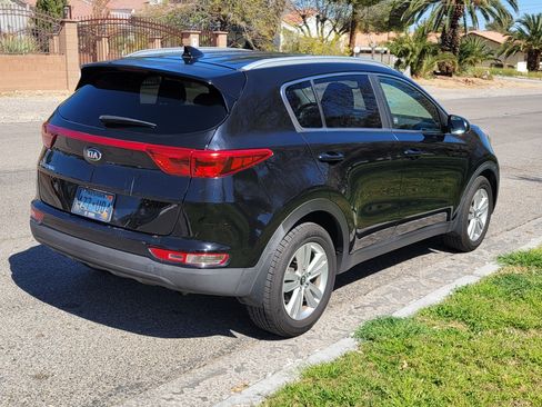 Used 2017 Kia Sportage LX w/ LX Popular Package image 6