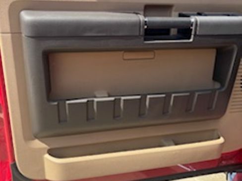 Used 2012 Ford F250 Lariat w/ Chrome Pkg image 12