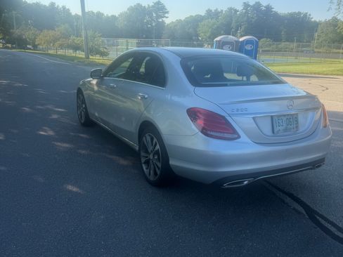 Used 2016 Mercedes-Benz C 300 4MATIC Sedan image 12