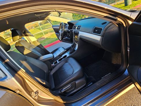 Used 2013 Volkswagen Passat 2.5 SE image 9