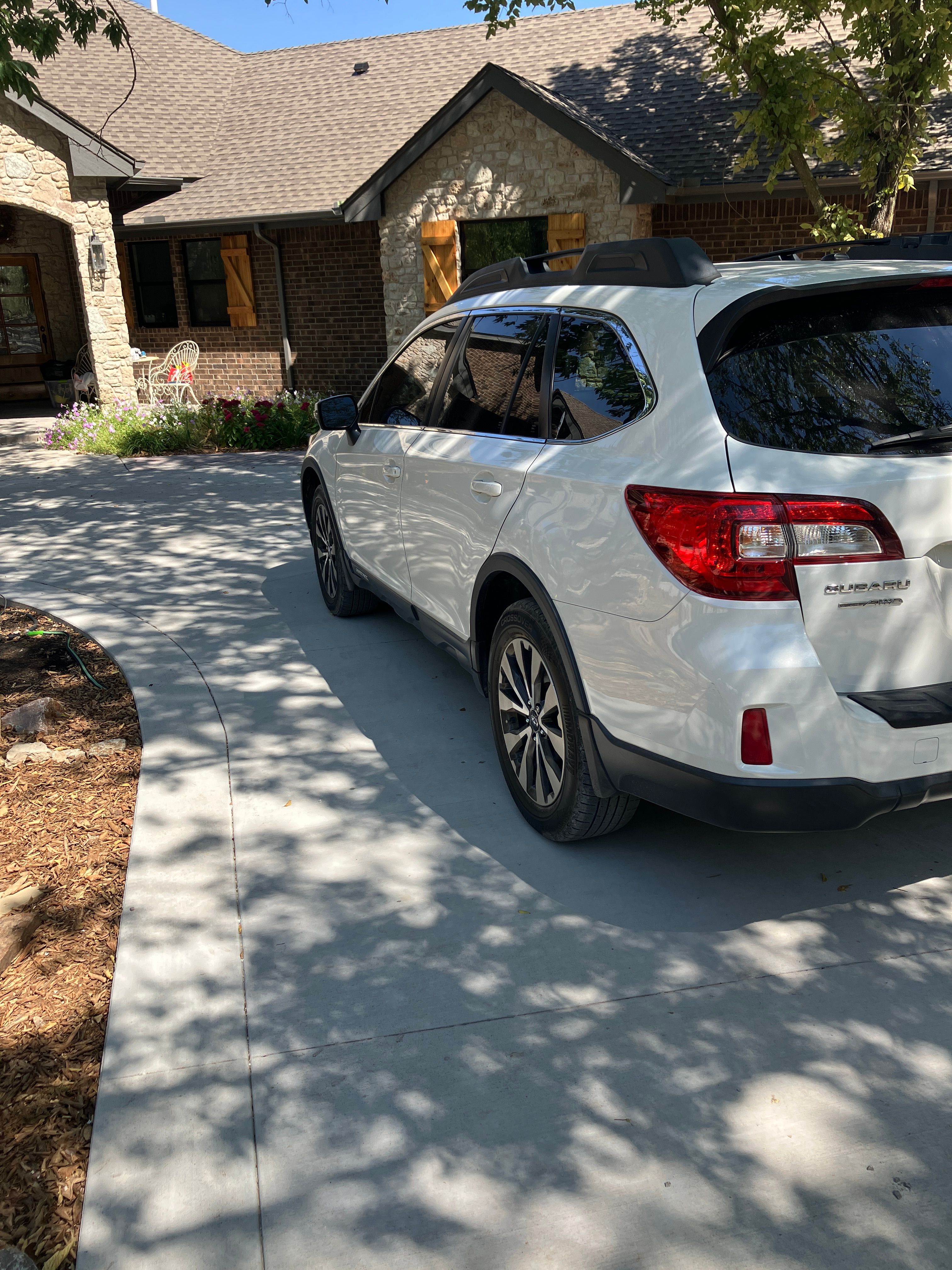 Used 2015 Subaru Outback 2.5i Limited AWD/4WD image 10
