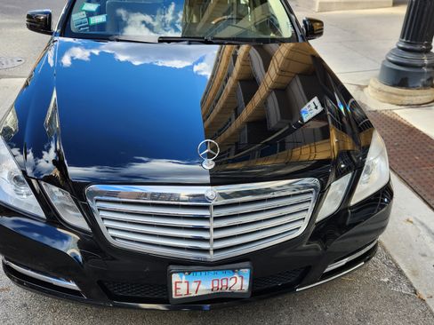 Used 2013 Mercedes-Benz E 350 4MATIC Sedan image 1