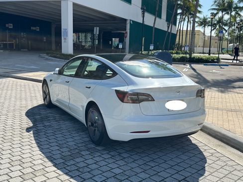 Used 2023 Tesla Model 3 Standard Range image 13