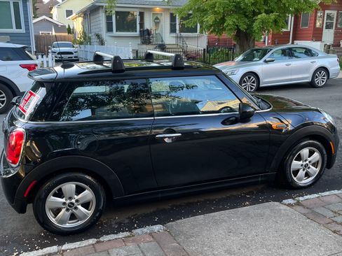 Used 2017 MINI Cooper 2-Door Hardtop FWD image 1