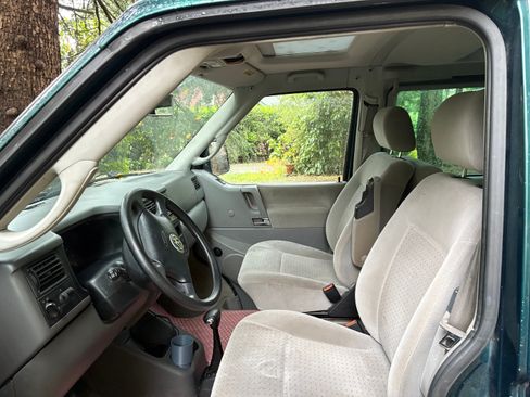 Used 2000 Volkswagen Eurovan MV image 4