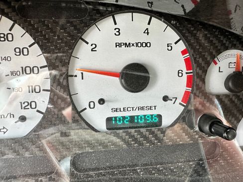 Used 1999 Ford Mustang Convertible RWD image 13