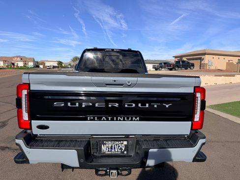Used 2025 Ford F350 Platinum image 6