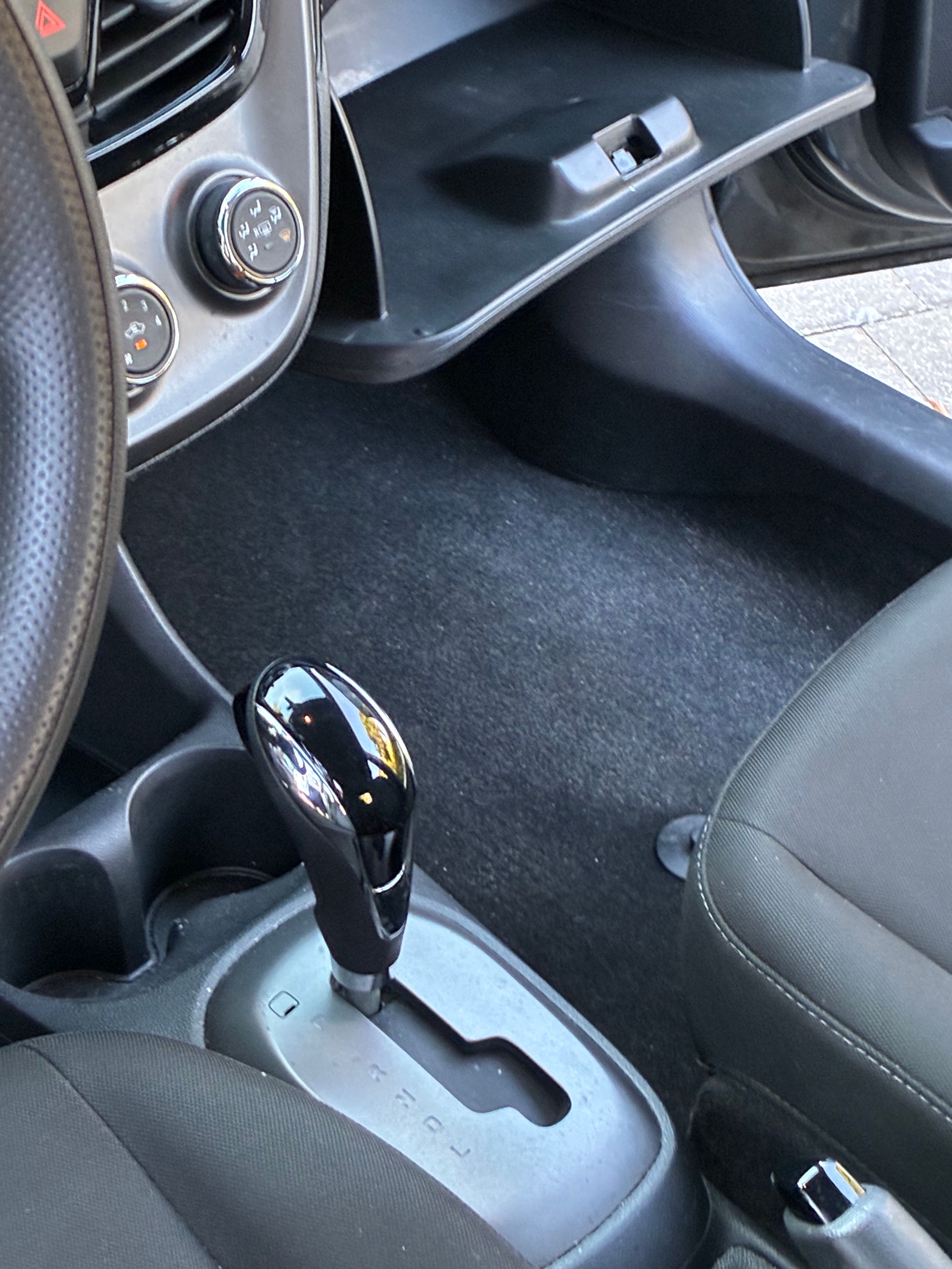 Used 2021 Chevrolet Spark LT FWD image 13