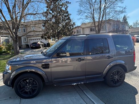 Used 2016 Land Rover LR4 HSE Silver Edition image 25