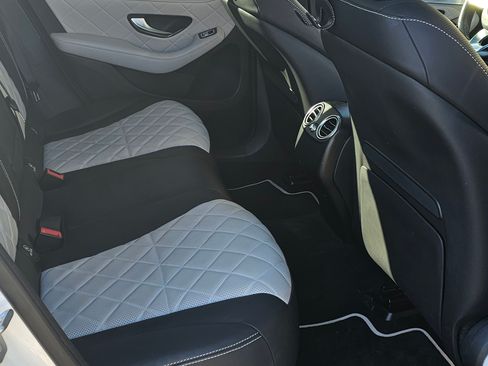 Used 2020 Mercedes-Benz GLC 300 image 17