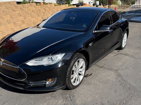 Used 2016 Tesla Model S 85D image 5