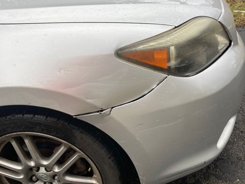 Used 2006 Scion tC Hatchback Coupe 2D image 12