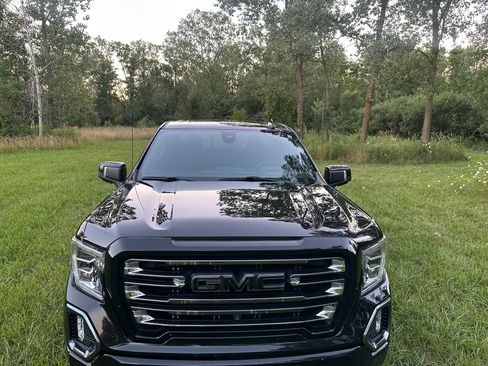 Used 2021 GMC Sierra 1500 AT4 w/ AT4 Premium Package AWD/4WD image 4