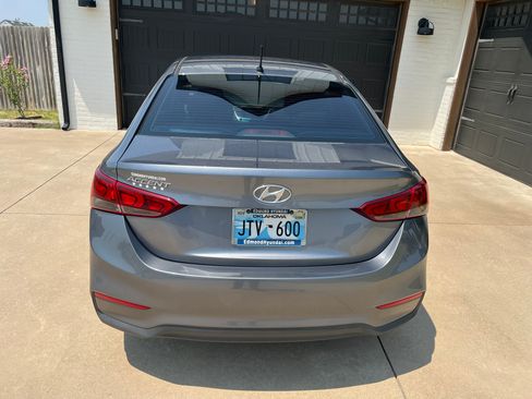 Used 2018 Hyundai Accent SE FWD image 5