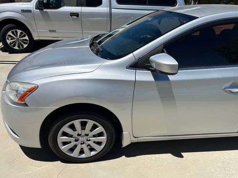 Used 2014 Nissan Sentra SV FWD image 11
