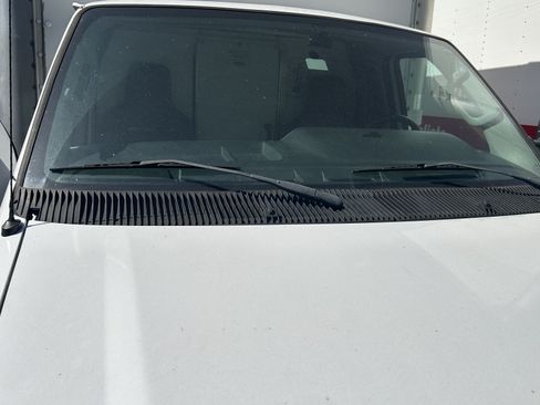 Used 2016 Ford E-350 and Econoline 350 Super Duty w/ Power Windows & Locks Group RWD image 29