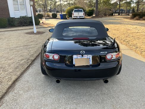 Used 2007 MAZDA MX-5 Miata Touring image 8
