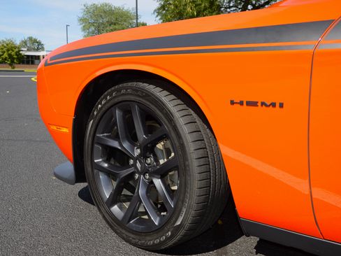Used 2022 Dodge Challenger R/T w/ Plus Package RWD image 5