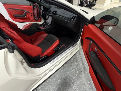 Used 2019 Maserati GranTurismo Sport RWD image 8