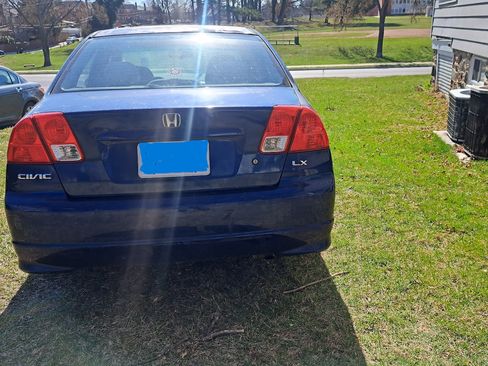 Used 2005 Honda Civic LX image 2