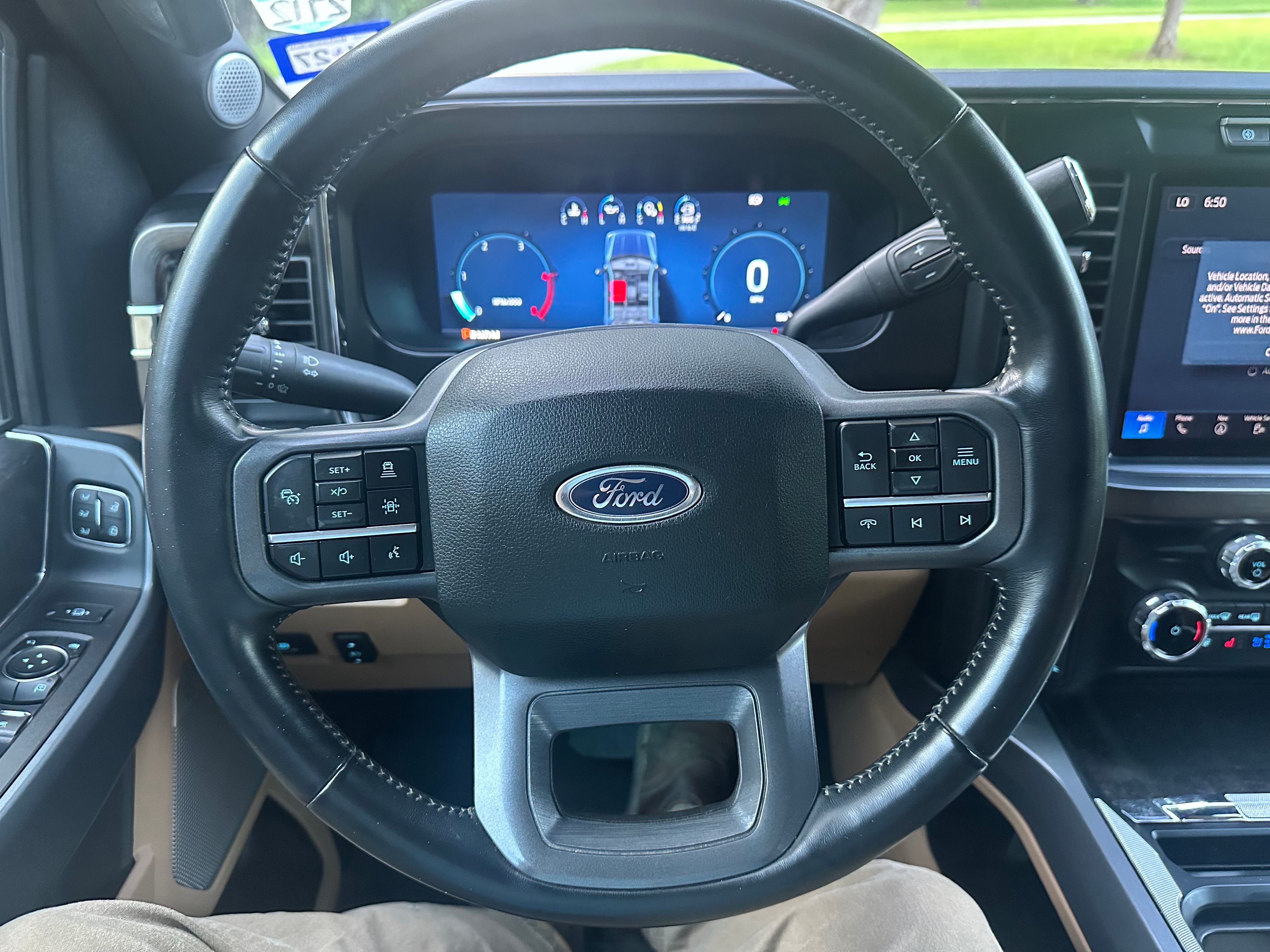 Used 2024 Ford F350 Lariat w/ Lariat Ultimate Package AWD/4WD image 17