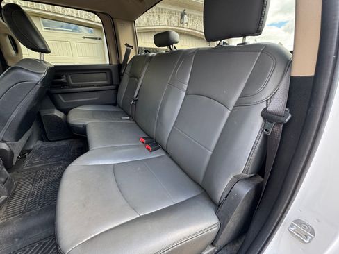 Used 2020 RAM 2500 Tradesman w/ Chrome Appearance Group image 5