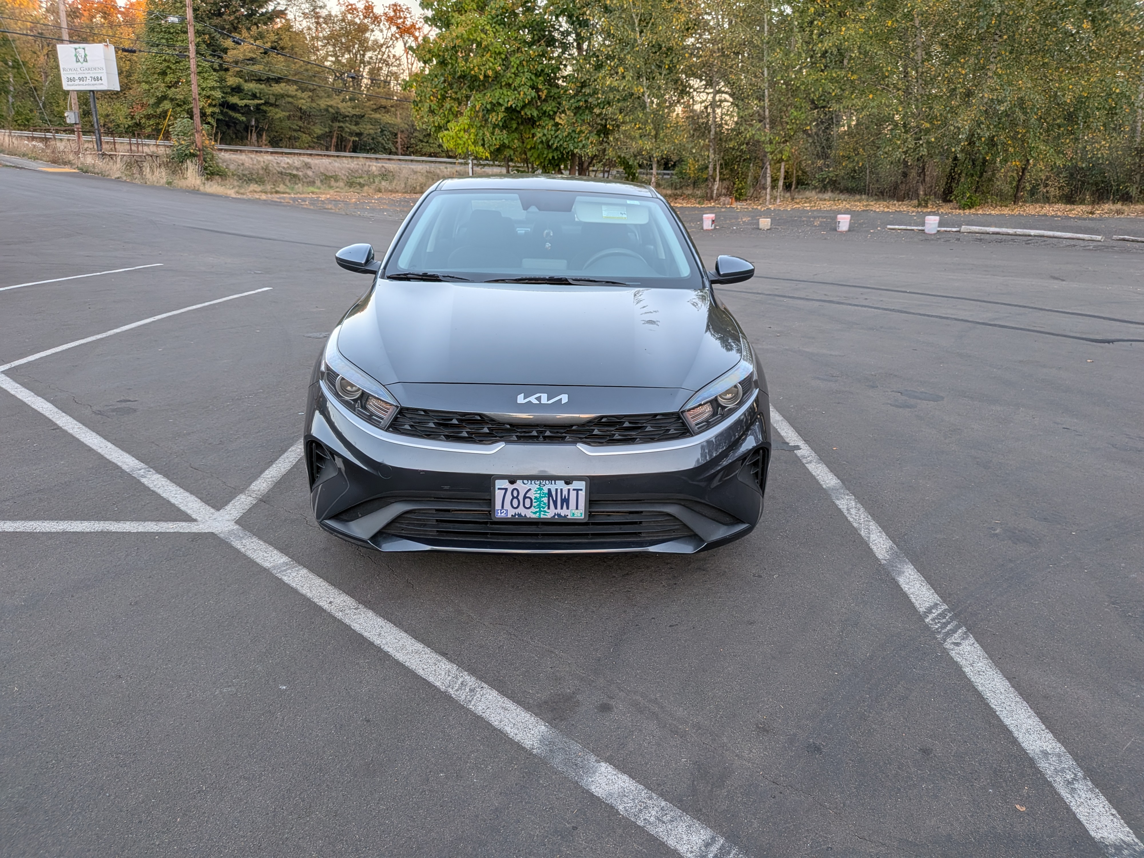 Used 2022 Kia Forte LXS FWD image 2