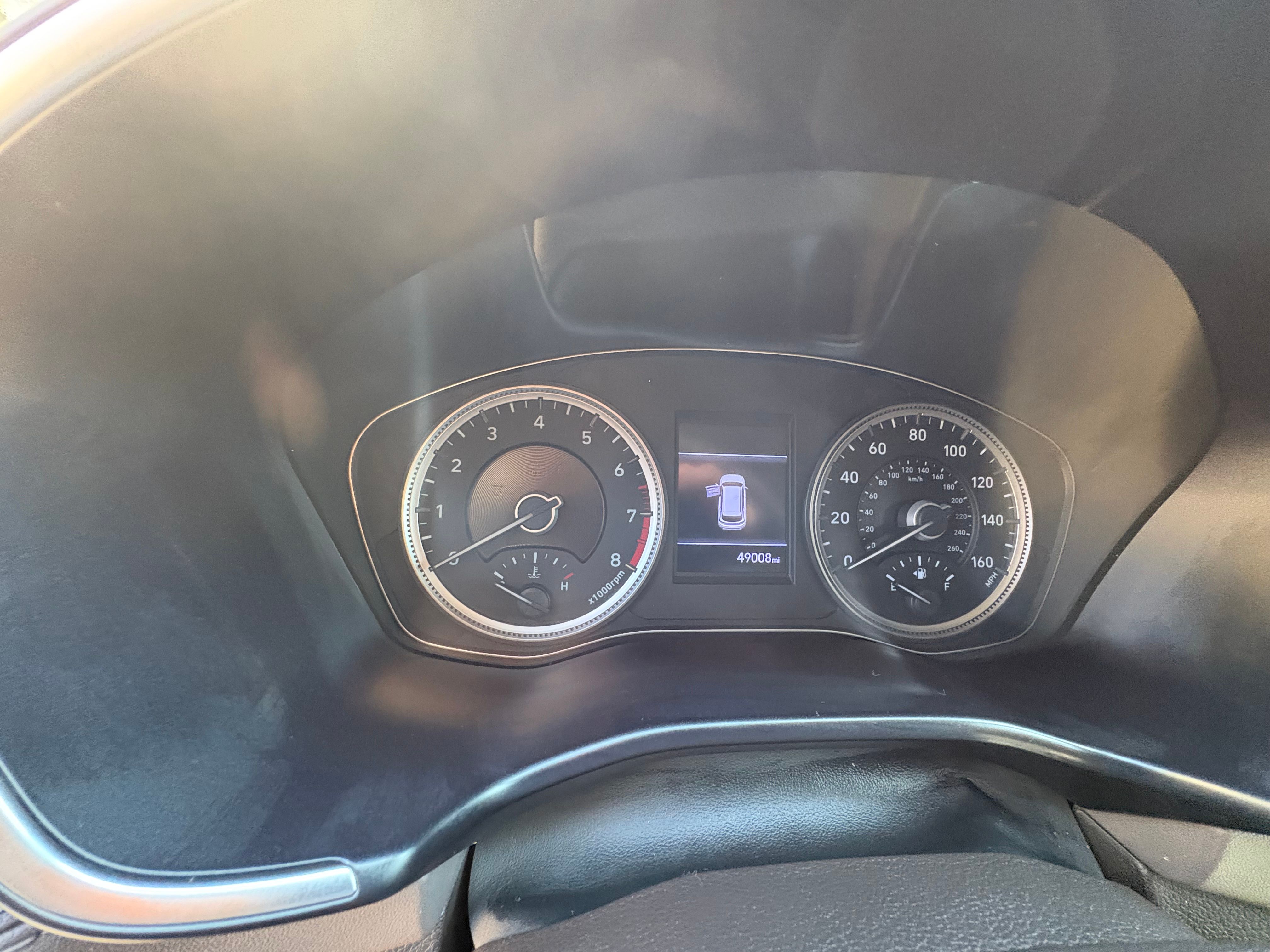 Used 2019 Hyundai Santa Fe SE FWD image 9