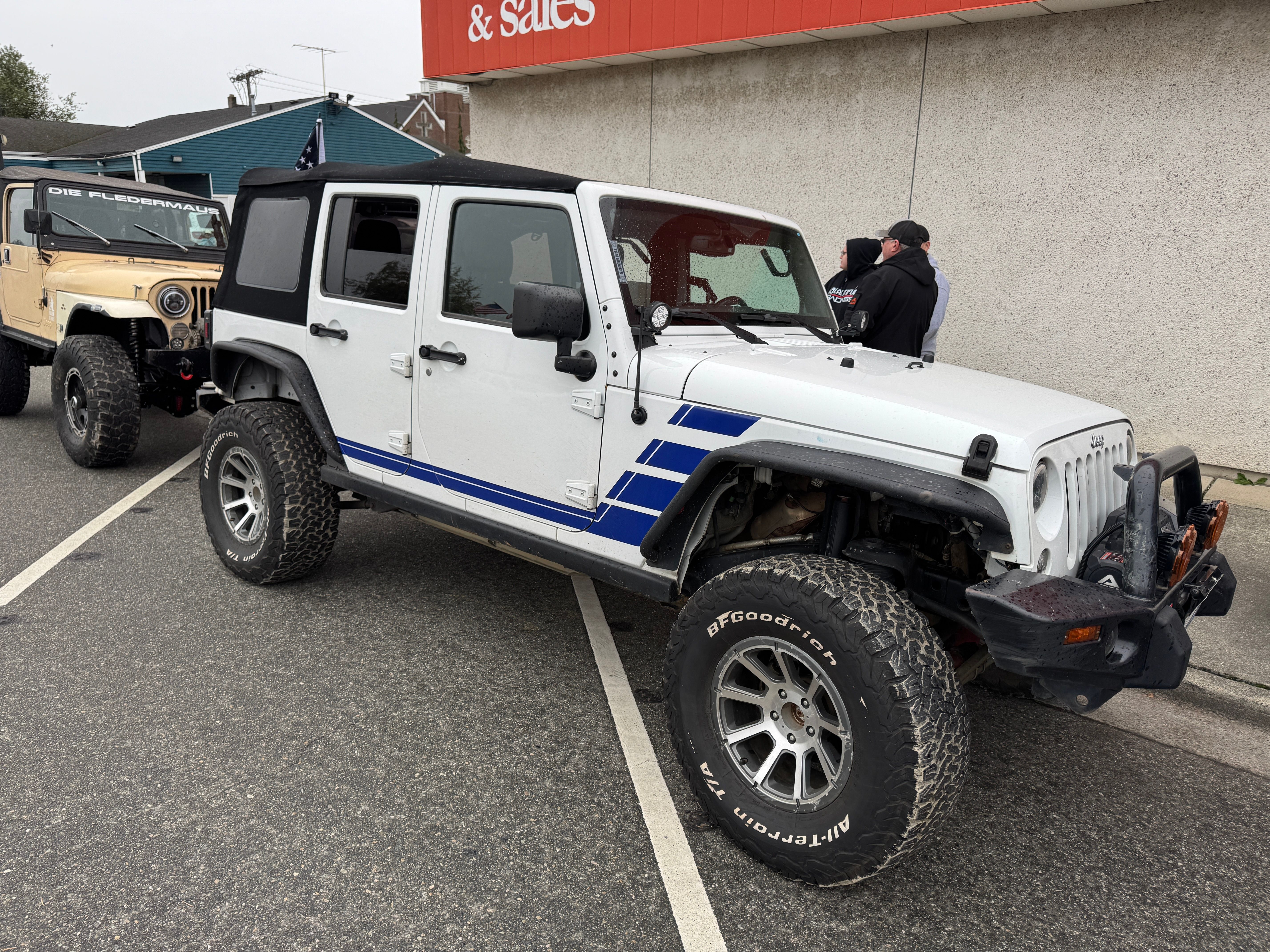 Used 2017 Jeep Wrangler Unlimited Sport w/ Quick Order Package 23S AWD/4WD image 8