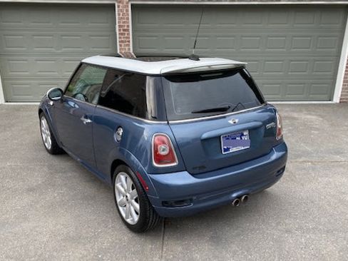 Used 2010 MINI Cooper S image 4