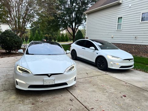 Used 2021 Tesla Model S Long Range image 8