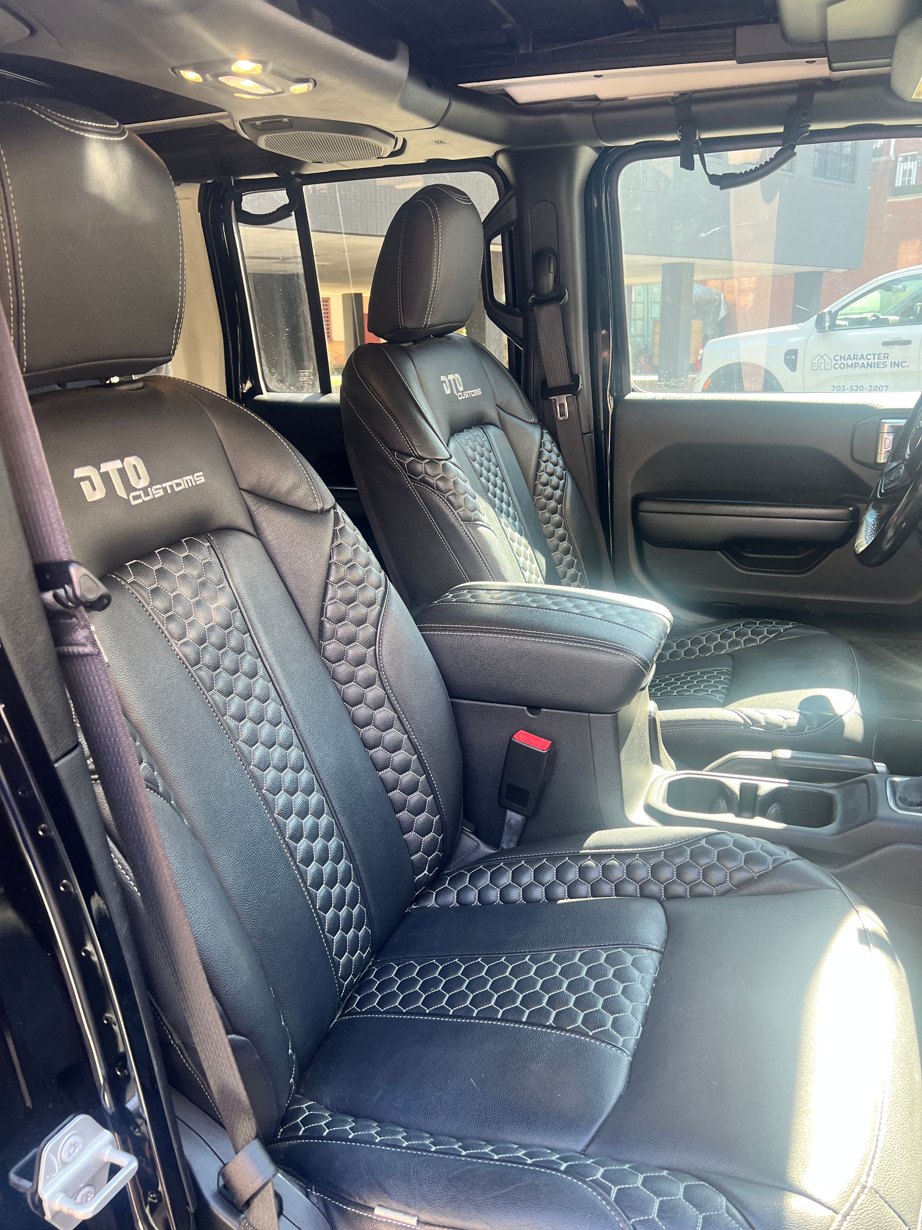 Used 2021 Jeep Wrangler Unlimited Sport w/ Sun And Sound Package AWD/4WD image 14