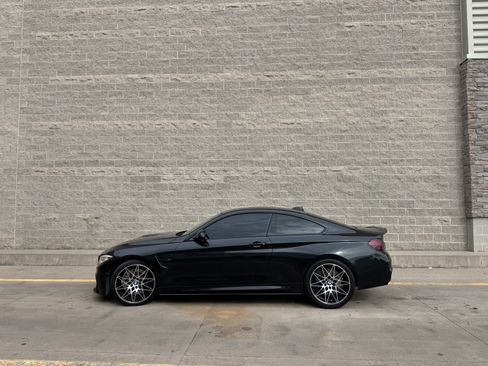 Used 2017 BMW M4 Coupe image 5