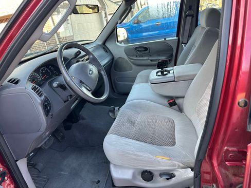 Used 2003 Ford F150 XLT image 6