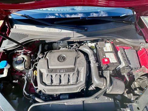 Used 2018 Volkswagen Tiguan SEL w/ R-Line Package image 26