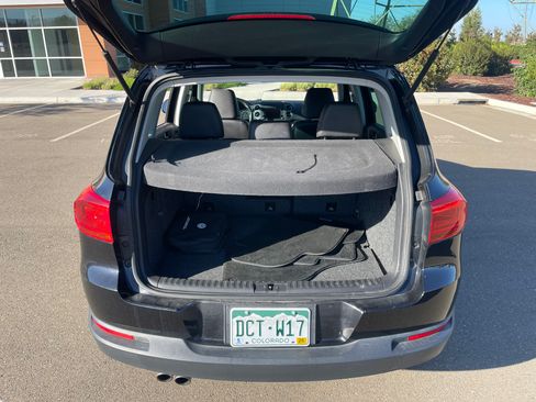 Used 2014 Volkswagen Tiguan SE image 9