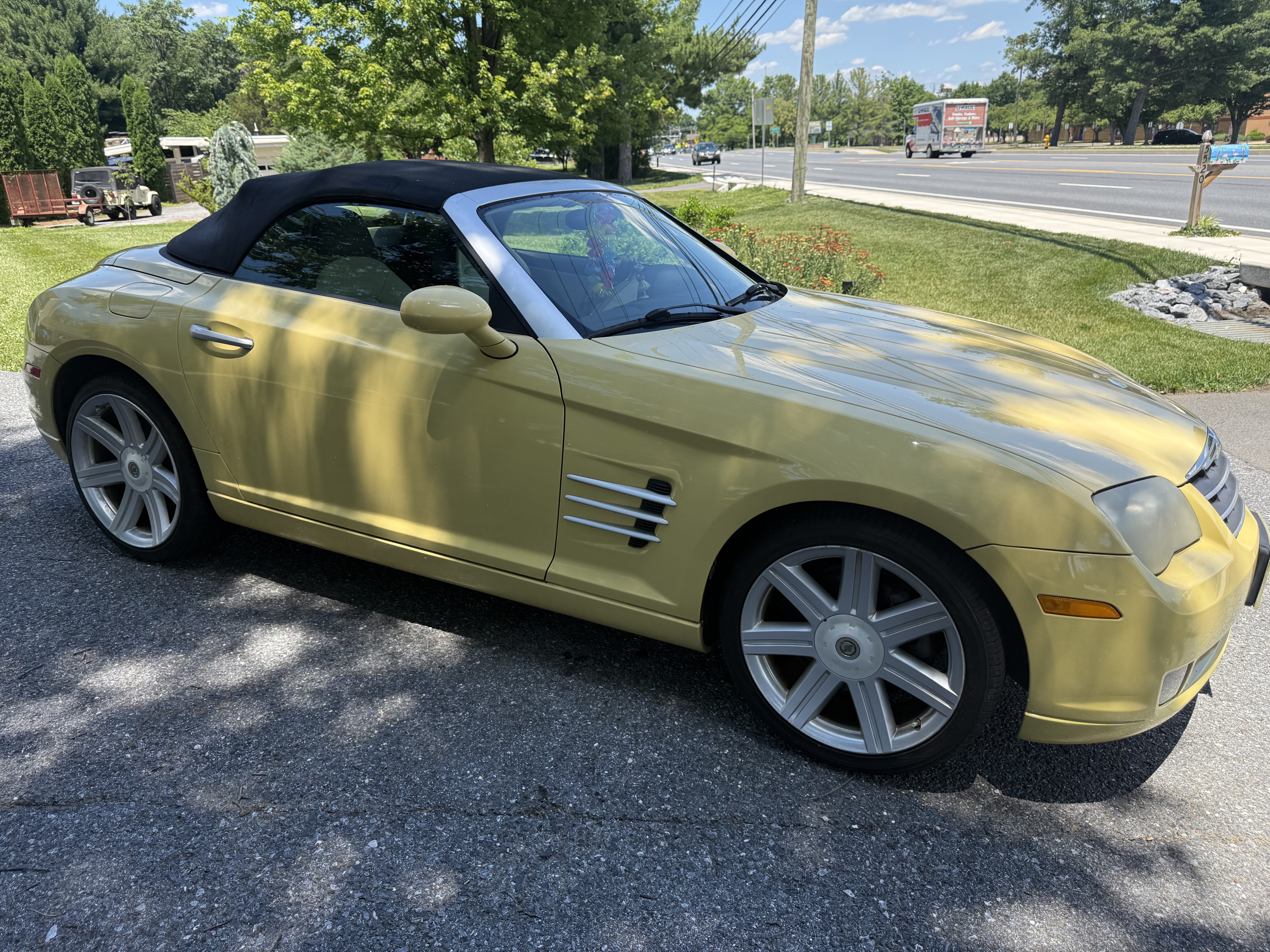 Used 2005 Chrysler Crossfire Limited RWD image 15