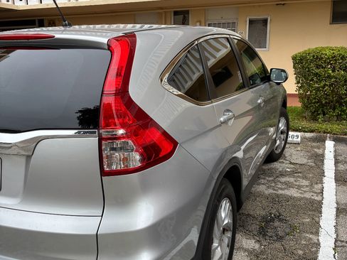 Used 2015 Honda CR-V EX image 2