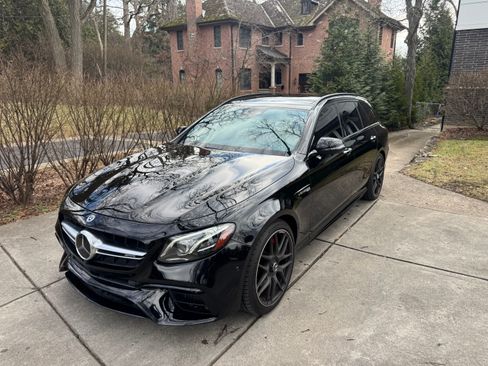 Used 2019 Mercedes-Benz E 63 AMG S image 15