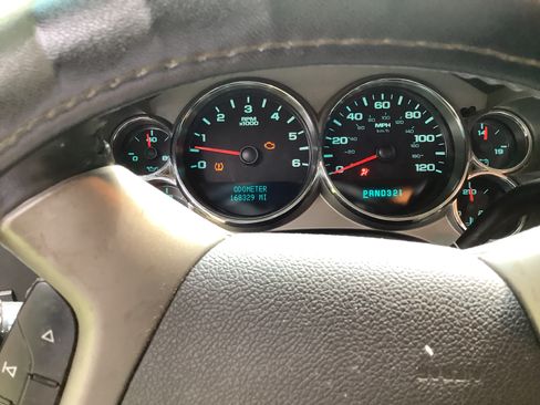 Used 2008 Chevrolet Silverado 1500 LT w/ Power Pack Plus AWD/4WD image 8