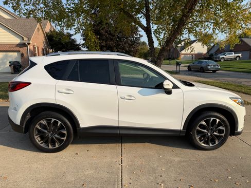 Used 2016 MAZDA CX-5 Grand Touring image 1