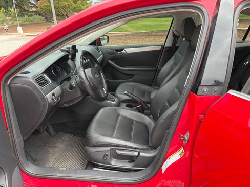 Used 2014 Volkswagen Jetta SE FWD image 6
