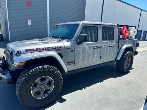 Used 2020 Jeep Gladiator Rubicon image 9
