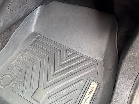 Used 2018 Ford Escape SE FWD image 17