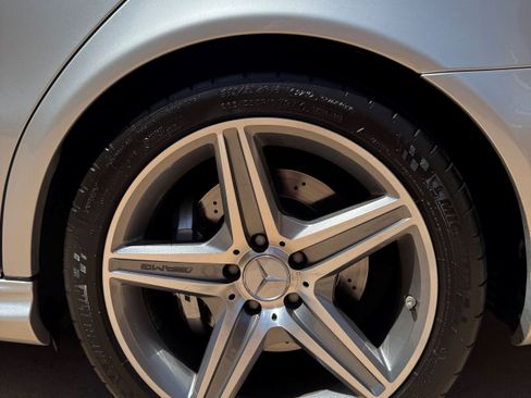 Used 2008 Mercedes-Benz E 63 AMG Sedan image 9