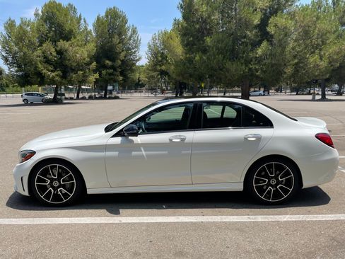 Used 2019 Mercedes-Benz C 300 Sedan image 8