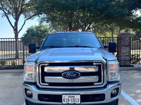 Used 2016 Ford F350 Lariat w/ Lariat Interior Package image 1